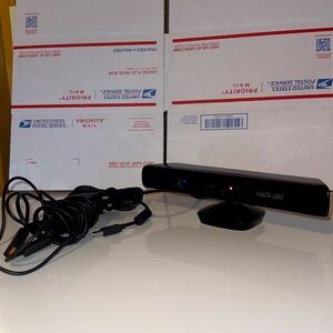 XBox 360 Kinect Sensor w/ AC Power Plug